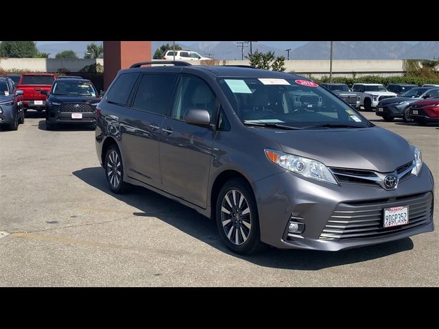 2018 Toyota Sienna XLE Premium