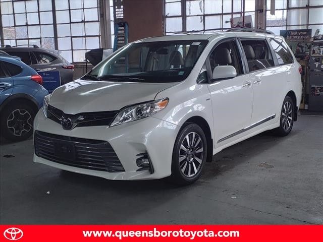 2018 Toyota Sienna XLE Premium