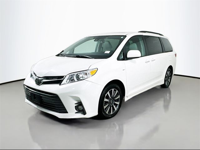 2018 Toyota Sienna XLE Premium