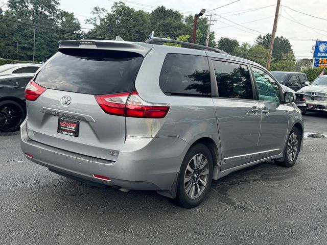 2018 Toyota Sienna XLE Premium