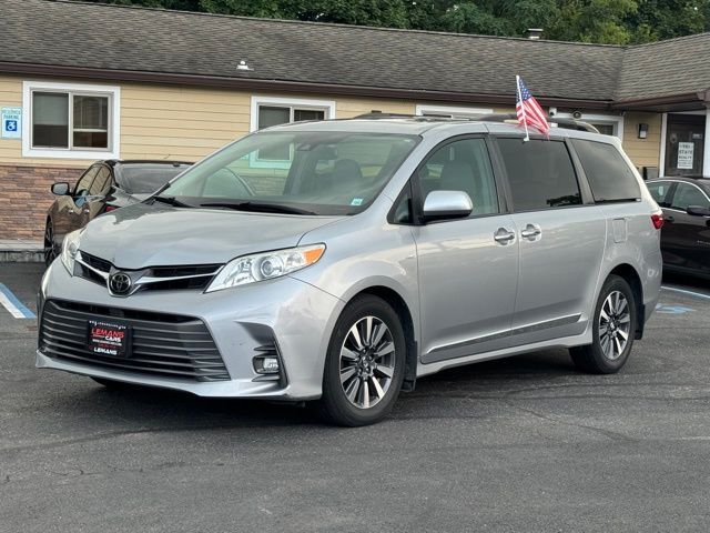 2018 Toyota Sienna XLE Premium