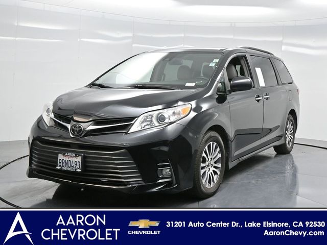 2018 Toyota Sienna XLE Premium