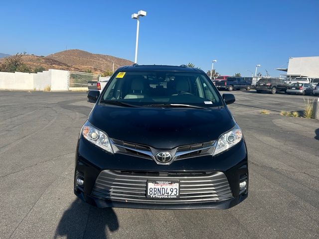 2018 Toyota Sienna XLE Premium