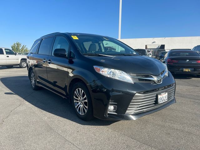 2018 Toyota Sienna XLE Premium