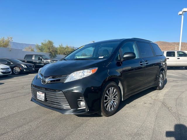 2018 Toyota Sienna XLE Premium