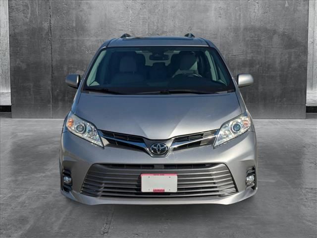 2018 Toyota Sienna XLE Premium