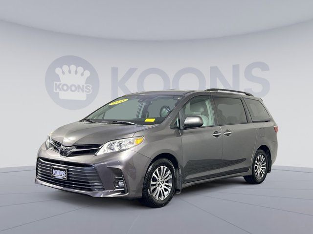 2018 Toyota Sienna XLE Premium