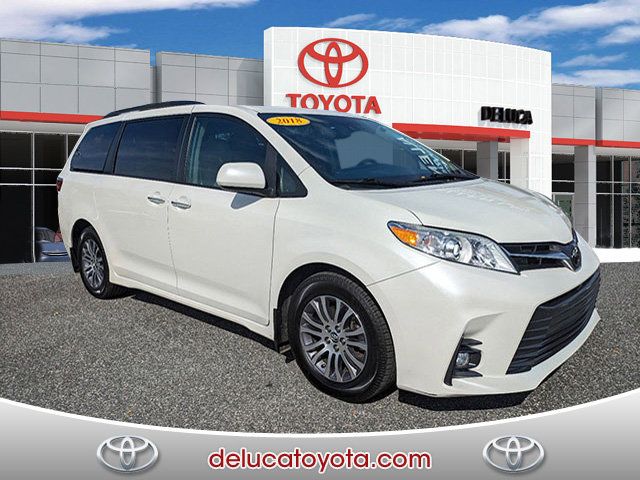 2018 Toyota Sienna XLE Premium