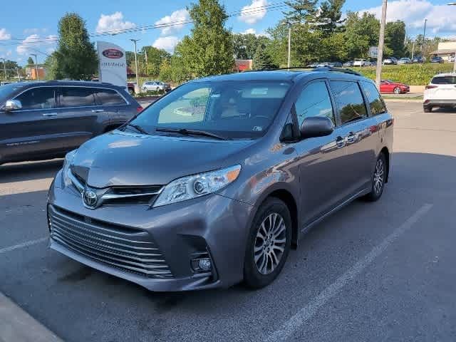 2018 Toyota Sienna XLE Premium