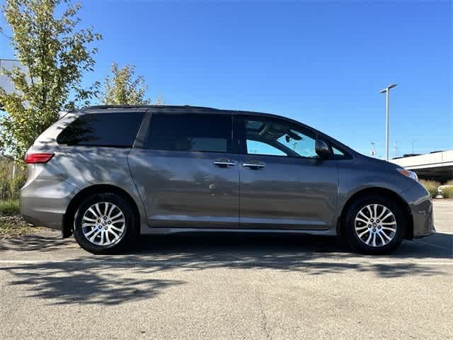 2018 Toyota Sienna XLE Premium