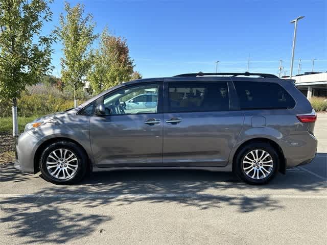 2018 Toyota Sienna XLE Premium