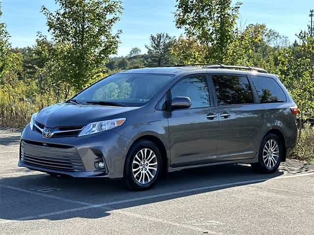 2018 Toyota Sienna XLE Premium