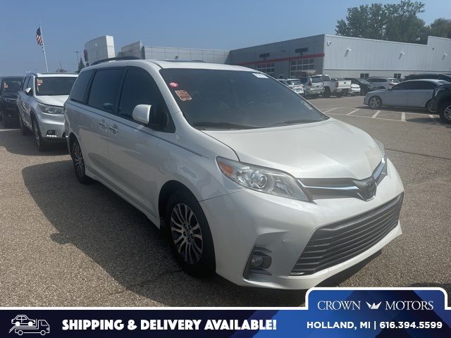 2018 Toyota Sienna XLE Premium