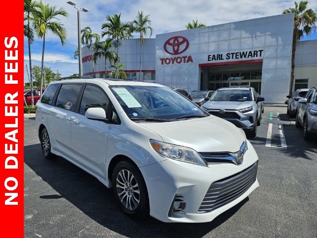 2018 Toyota Sienna XLE Premium