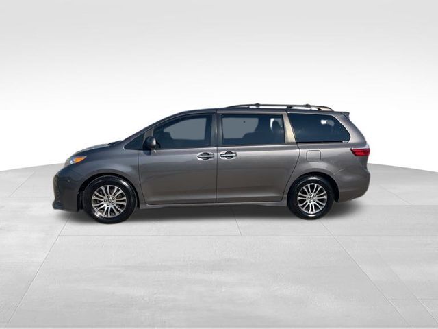 2018 Toyota Sienna XLE Premium