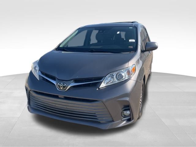 2018 Toyota Sienna XLE Premium