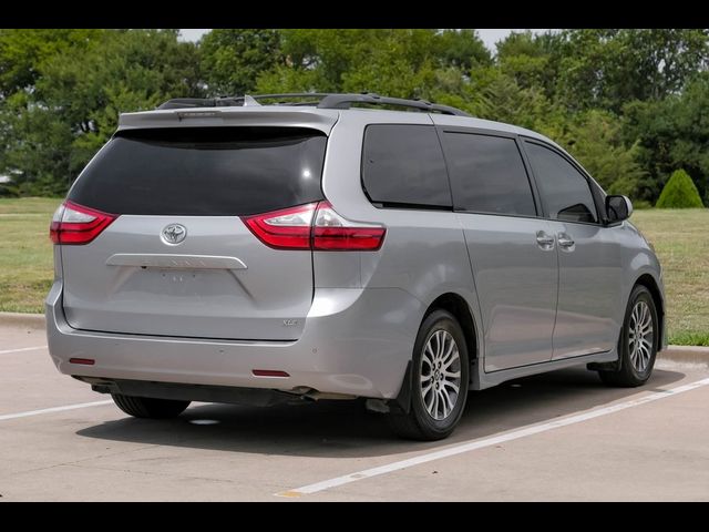 2018 Toyota Sienna XLE Premium