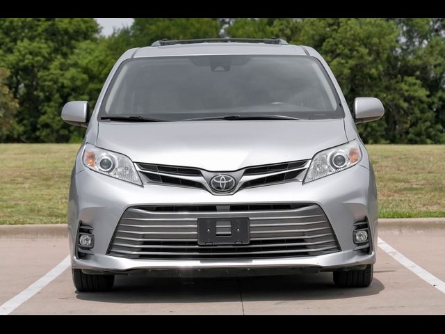 2018 Toyota Sienna XLE Premium