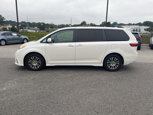 2018 Toyota Sienna 