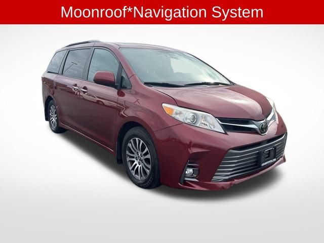 2018 Toyota Sienna XLE Premium