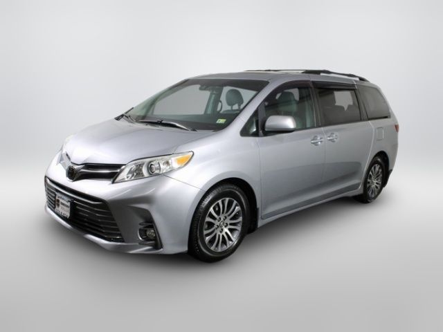 2018 Toyota Sienna XLE Premium