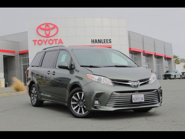 2018 Toyota Sienna XLE Premium