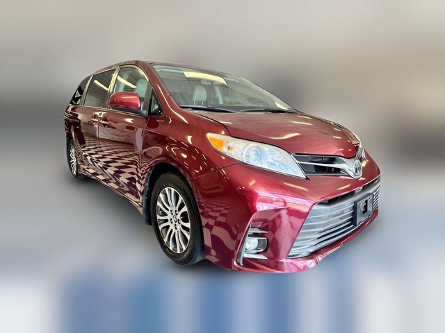2018 Toyota Sienna XLE Premium