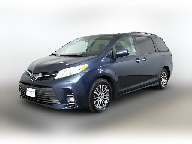 2018 Toyota Sienna XLE Premium