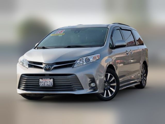 2018 Toyota Sienna 