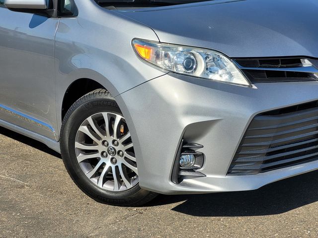 2018 Toyota Sienna 