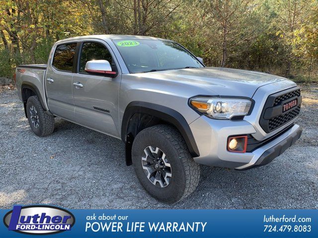 2018 Toyota Tacoma SR