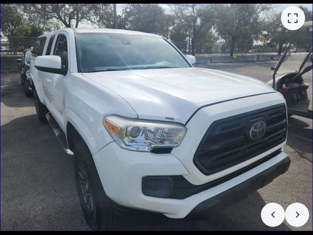 2018 Toyota Tacoma SR