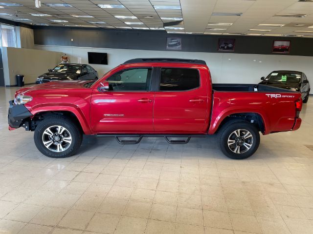 2018 Toyota Tacoma TRD Sport