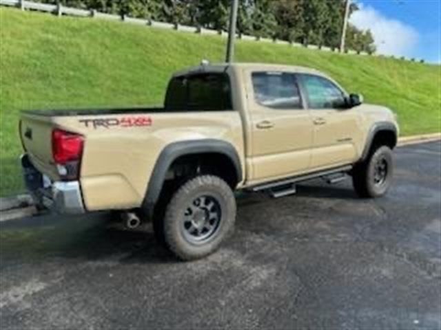 2018 Toyota Tacoma 