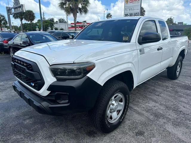 2018 Toyota Tacoma SR