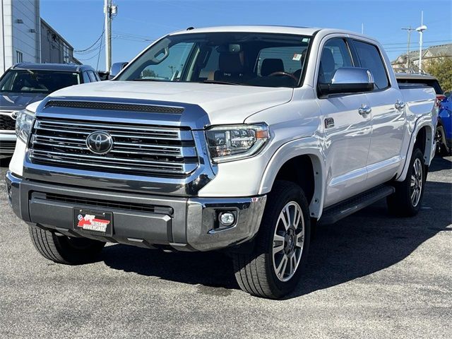 2018 Toyota Tundra SR5