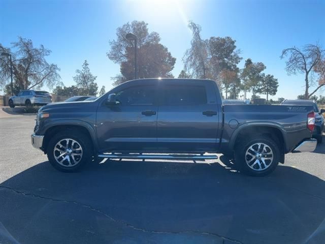 2018 Toyota Tundra SR5