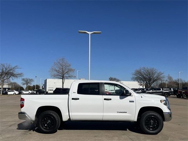 2018 Toyota Tundra SR5