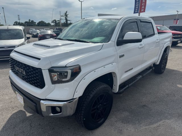 2018 Toyota Tundra SR5