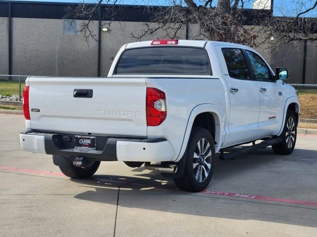 2018 Toyota Tundra SR5