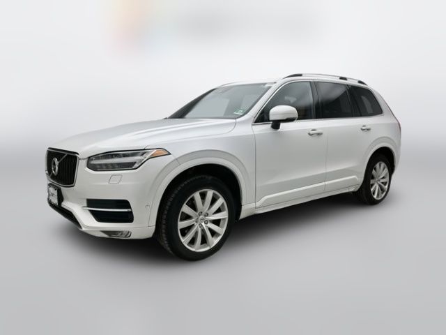 2018 Volvo XC90 Momentum