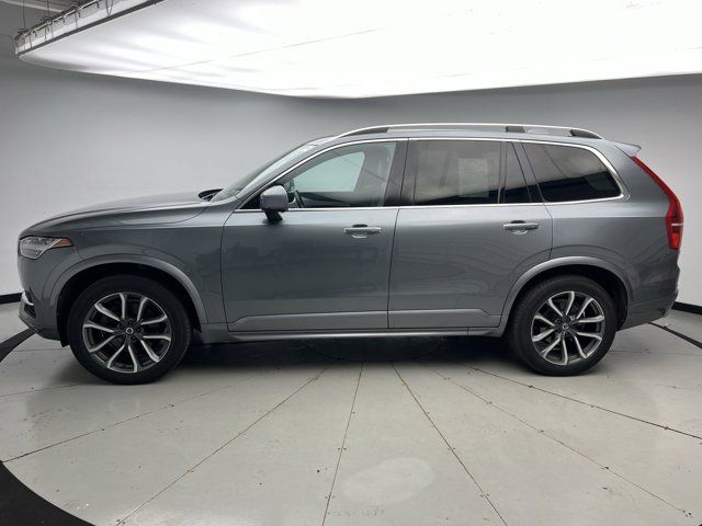 2018 Volvo XC90 Momentum