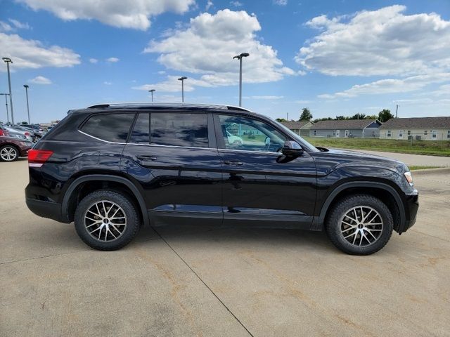 2018 Volkswagen Atlas 3.6L V6 SE Technology