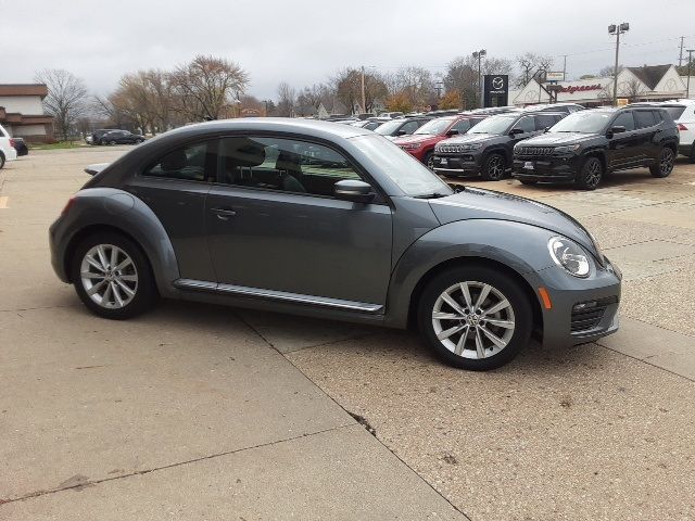 2018 Volkswagen Beetle S