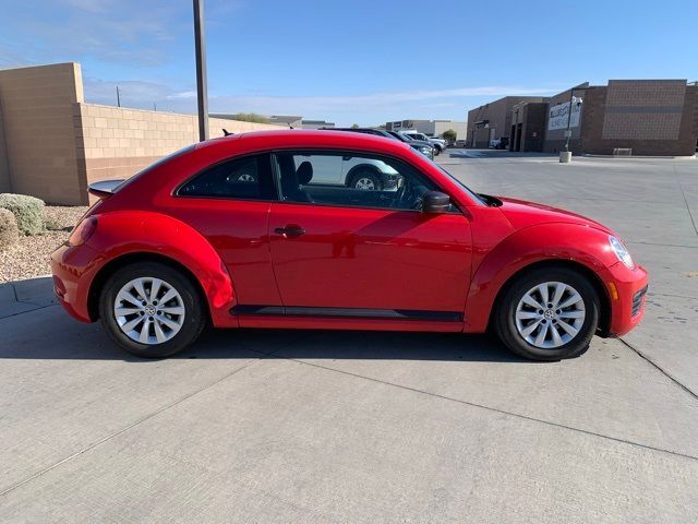 2018 Volkswagen Beetle S