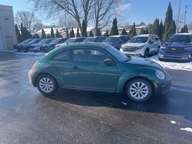 2018 Volkswagen Beetle S