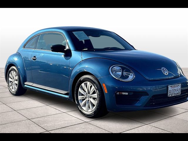 2018 Volkswagen Beetle S