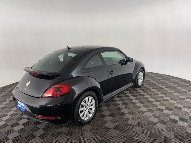 2018 Volkswagen Beetle S