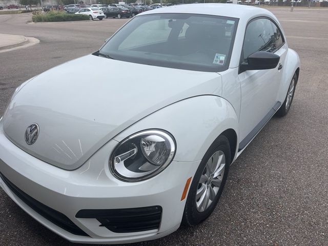 2018 Volkswagen Beetle S