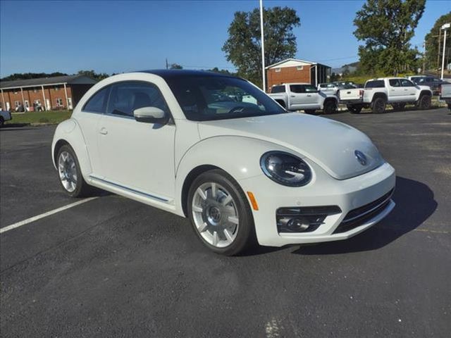 2018 Volkswagen Beetle SE